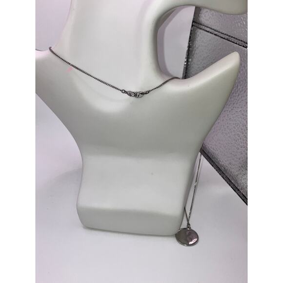 Silver-Tone Hammered Round with Edge Pendant 24.25" Necklace! - Picture 13 of 13